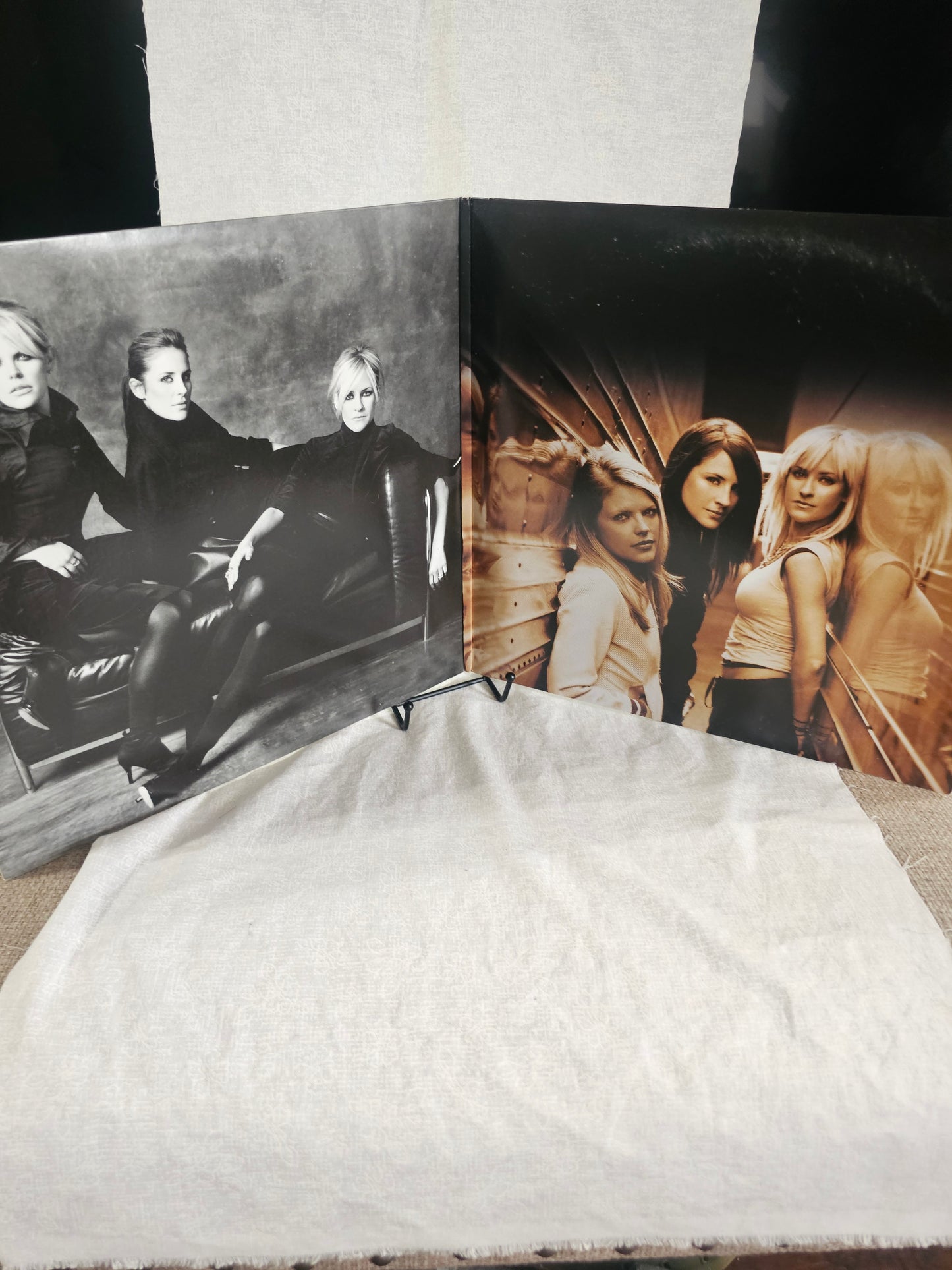 The Chicks Vinyl The Essential Chicks Record Yellow LP 2021 EX/EX 19439804701