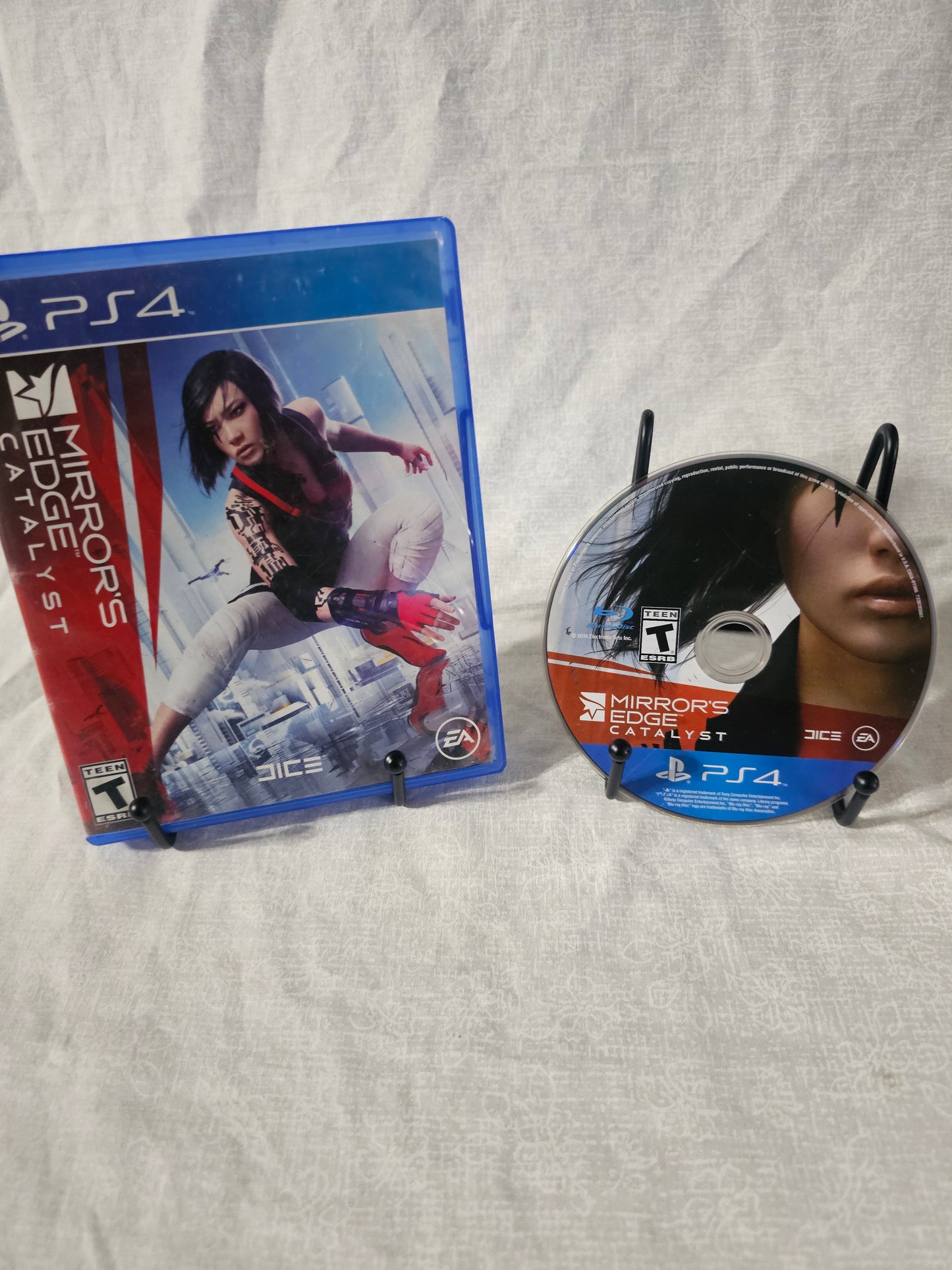 Mirror's Edge: Catalyst (Sony PlayStation 4, 2016) CUSA-01566