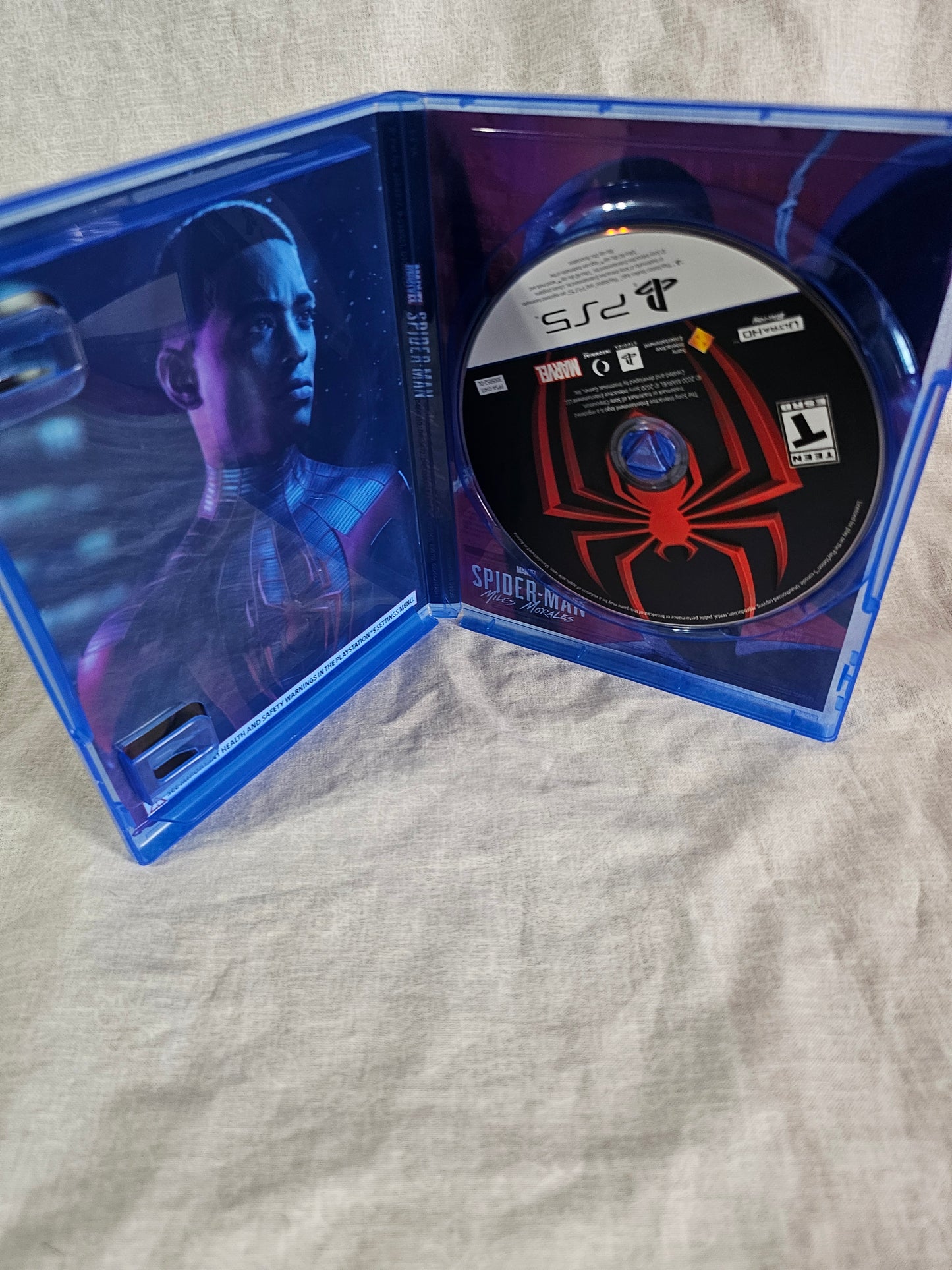 Marvel Spiderman: Miles Morales (Sony PlayStation 5, 2020) Complete Near Mint