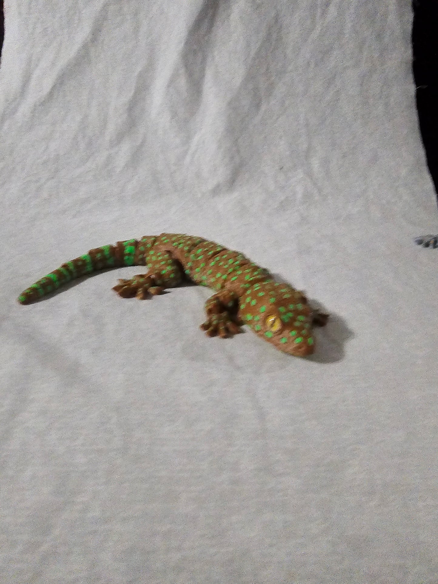 Gecko Fidget Articulated Desk Buddy Home Décor Educational School Handmade Brown and Green Spotted 2 Pack