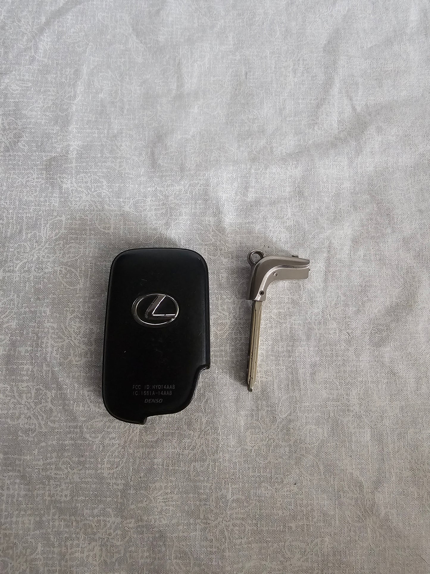 Original OEM Lexus ES GS IS LS Smart Key Remote Keyless Fob HYQ14AAB Untested
