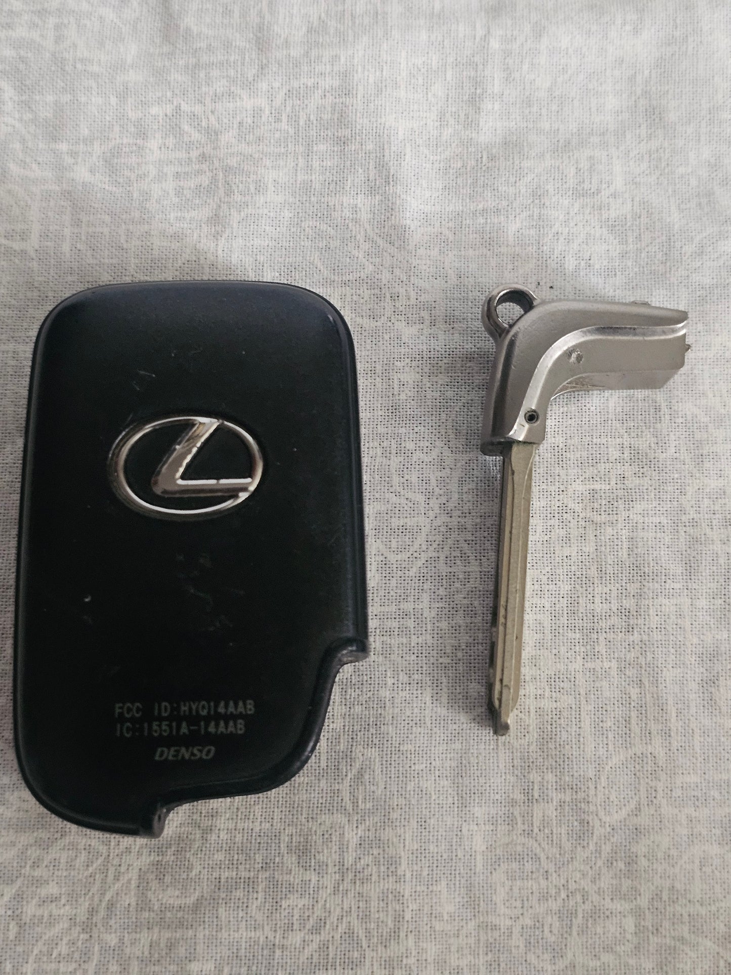 Original OEM Lexus ES GS IS LS Smart Key Remote Keyless Fob HYQ14AAB Untested