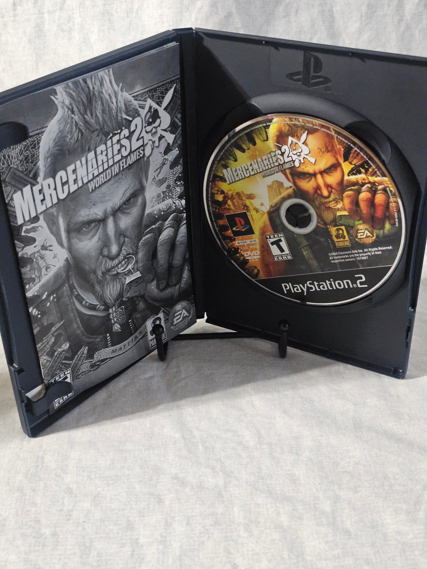 Mercenaries 2: World in Flames (Sony PlayStation 2, 2008) Complete Tested