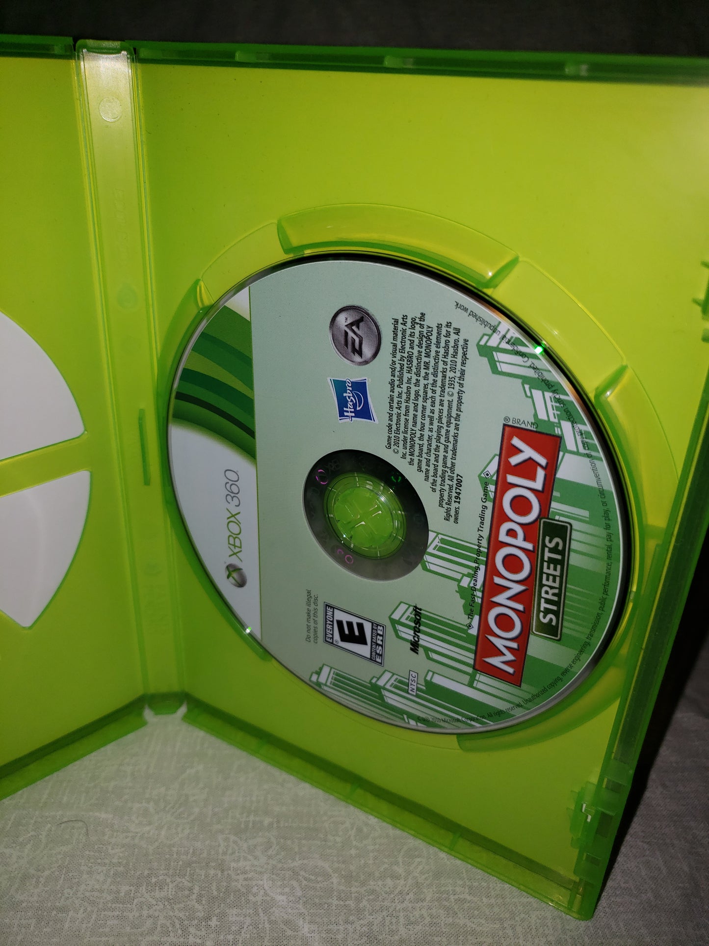 Monopoly Streets (Microsoft Xbox 360, 2010) Complete CIB Very Good