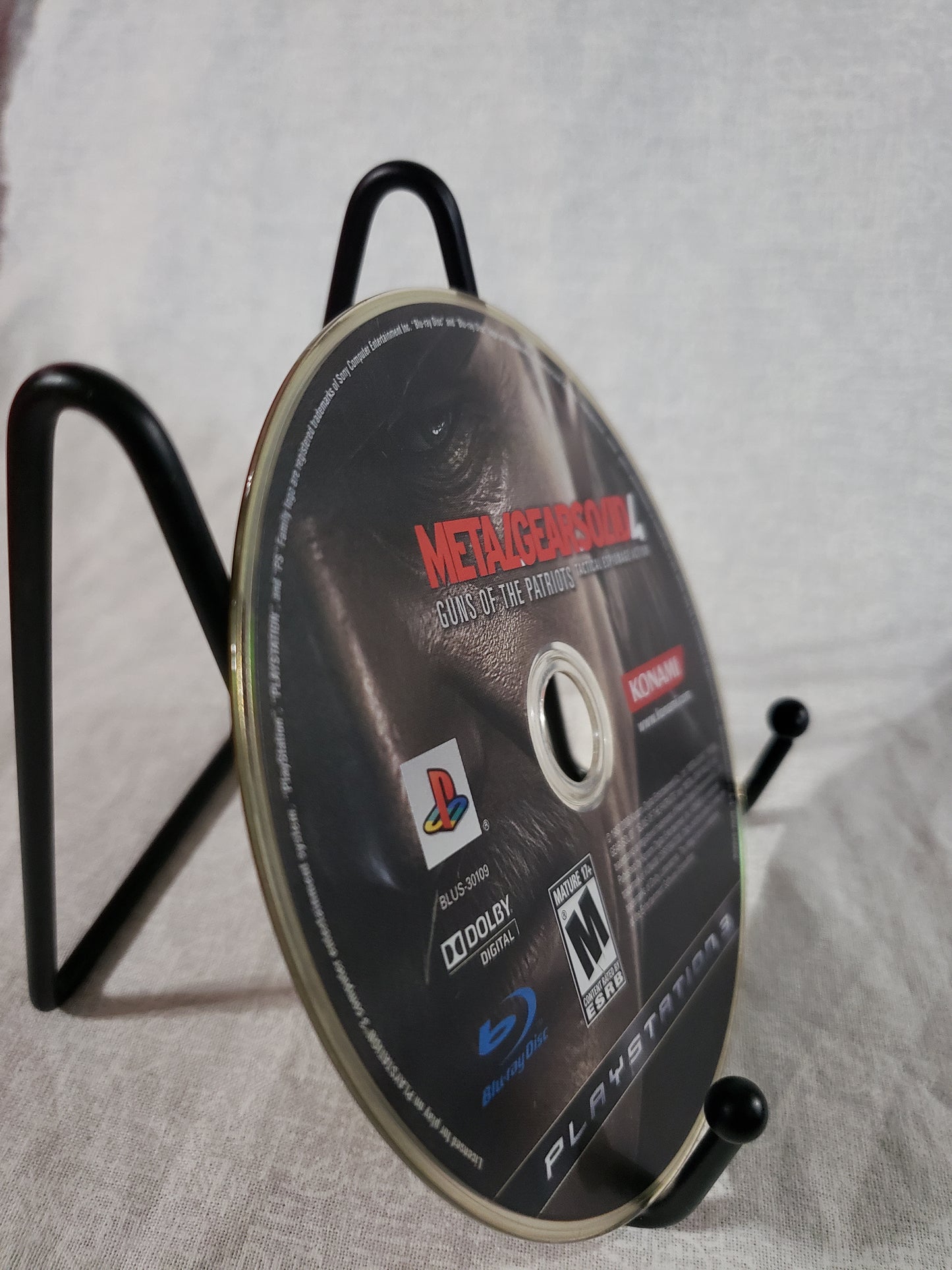 Metal Gear Solid 4: Guns of the Patriots (Sony PlayStation 3, 2008) Disc Good