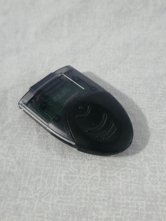 Original Microsoft XBOX Mad Catz Memory Card Unit 8MB Clear /Black Item # 4507