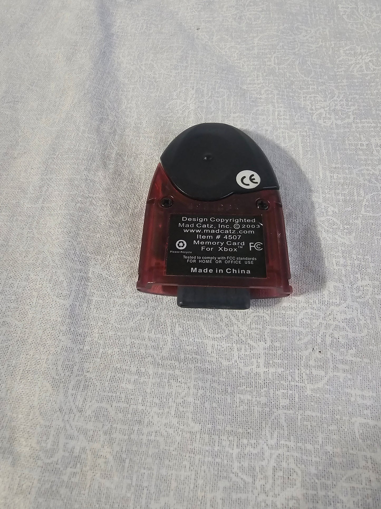 Original Microsoft XBOX Mad Catz Memory Card Unit 8MB Clear /Red Item # 4507