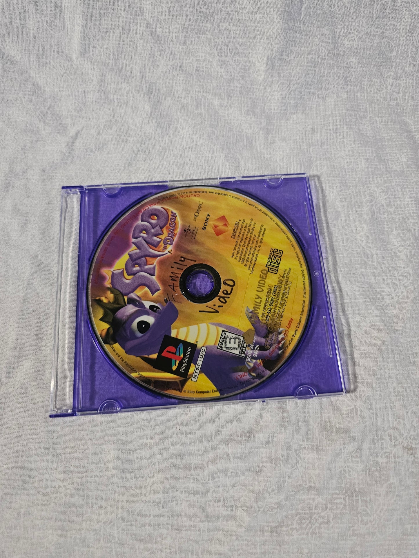 Spyro the Dragon (PlayStation 1, 1998) Disc Good Tested Working Black Label