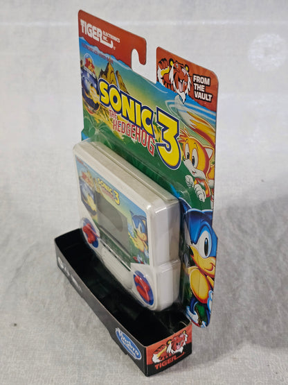 Sonic 3 Tiger Electronic Toy - Vintage Handheld Game | Retro Sonic the Hedgehog 3 Electronic Game for Gamers, Kids, Adults & Collectors