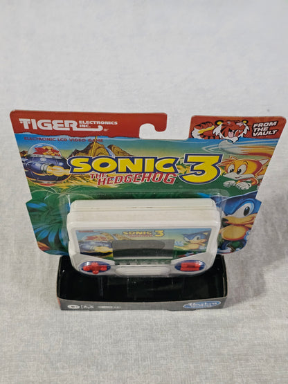 Sonic 3 Tiger Electronic Toy - Vintage Handheld Game | Retro Sonic the Hedgehog 3 Electronic Game for Gamers, Kids, Adults & Collectors