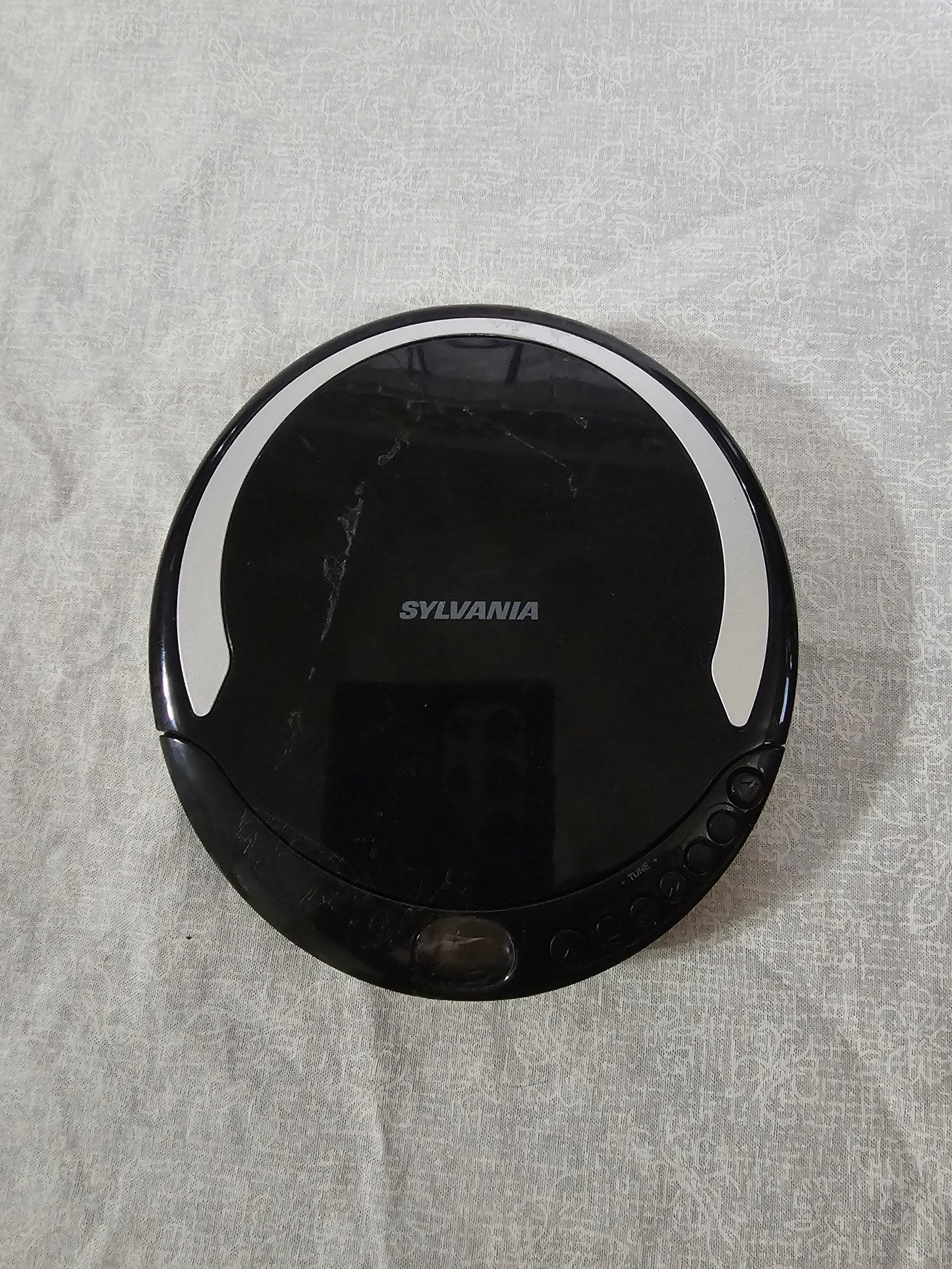 Sylvania Personal Compact Portable CD Player Black with Stereo Earbuds