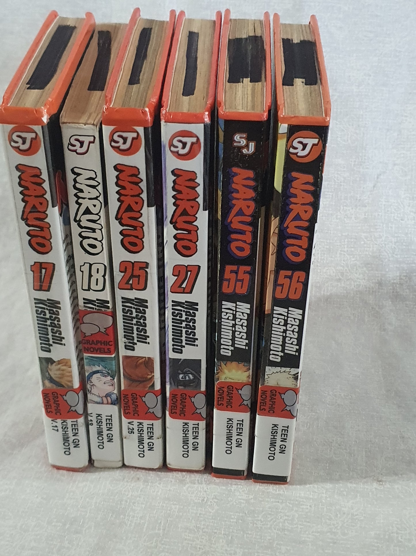 Naruto Manga Mixed Bundle Lot of Volume 17, 18, 25, 27, 55, 56 Hardcover Ex-Lib