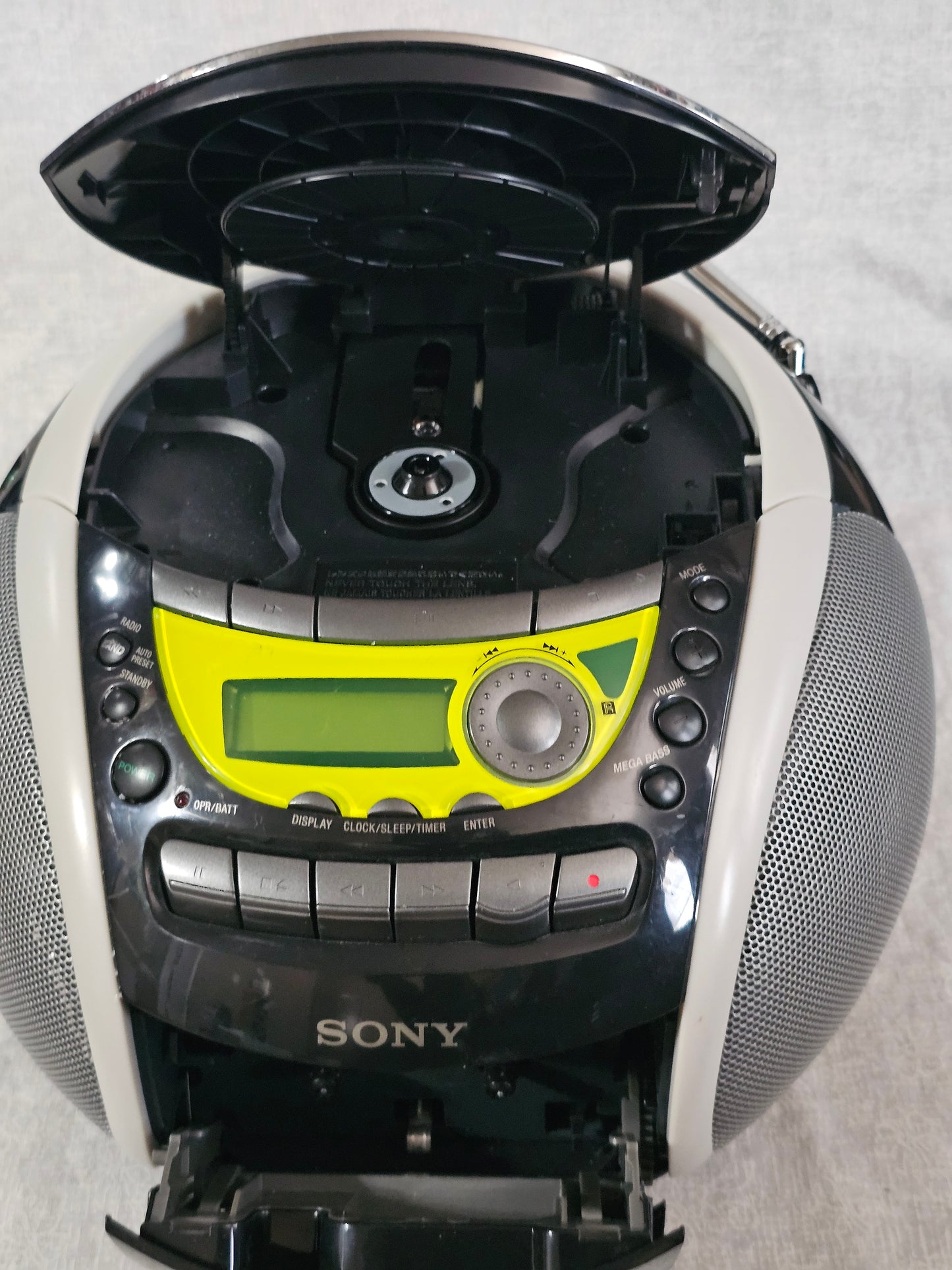 Sony PSYC CFD-E90 Boombox CD AM/FM Cassette AUX Remote Black/Yellow Mega Bass Portable Stereo System Tested Works Great Excellent Condition!