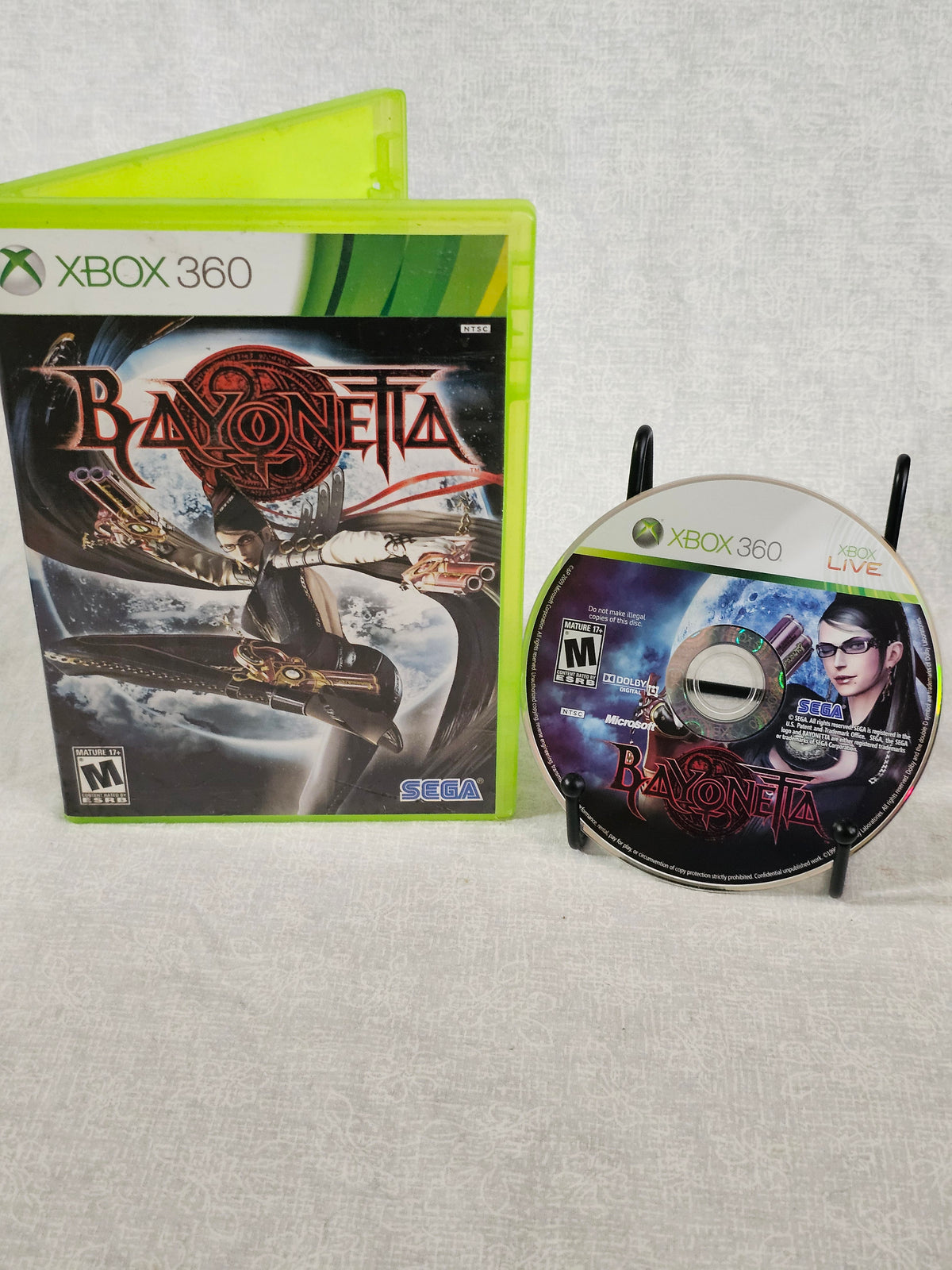 Bayonetta Xbox 360 2010 Disc Good Tested Action Game PlatinumGames Sega Witch Combat Hack Slash Collector NTSC Climax Umbra Heaven