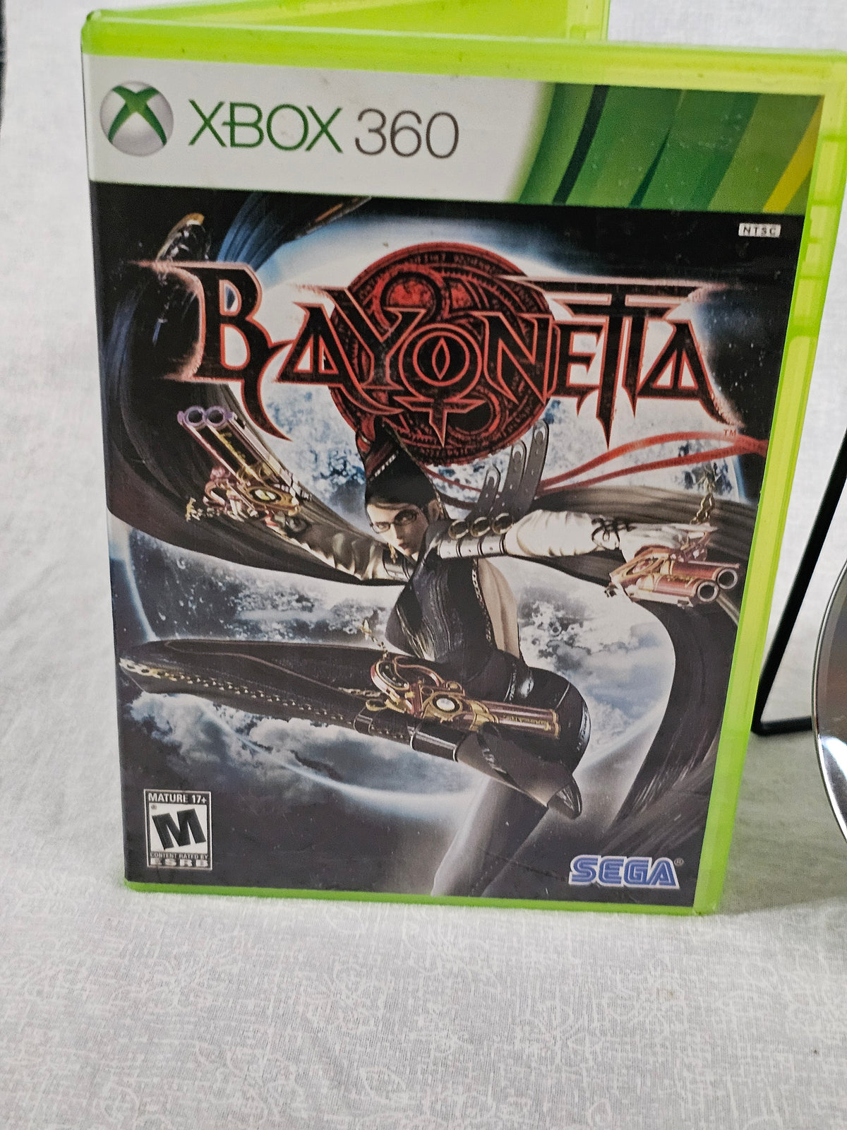 Bayonetta Xbox 360 2010 Disc Good Tested Action Game PlatinumGames Sega Witch Combat Hack Slash Collector NTSC Climax Umbra Heaven