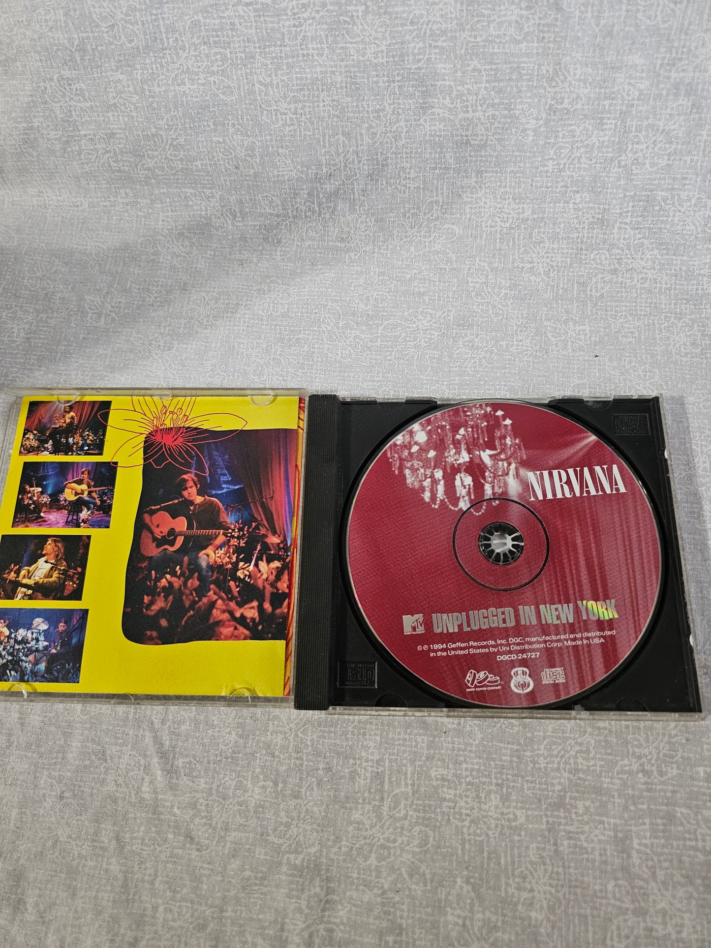 Nirvana: MTV Unplugged In New York Grunge Alt Rock Kurt Cobain DGCD-24727 1994