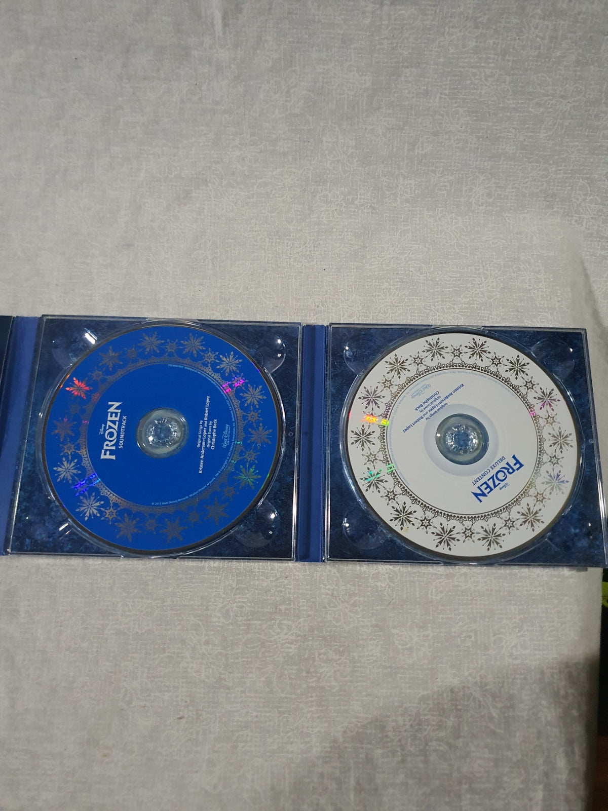Frozen Deluxe Soundtrack 2 Disc CD Disney 2013 Let It Go Original Motion Picture Score Edition