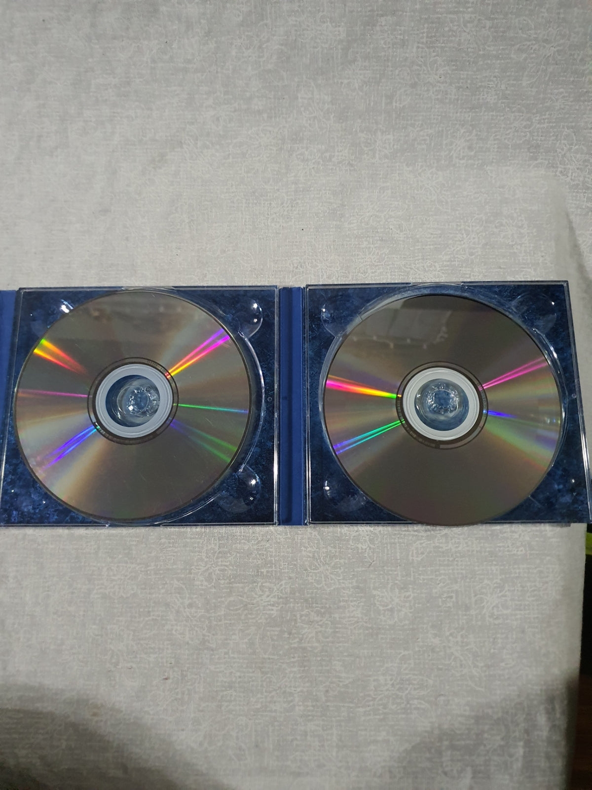 Frozen Deluxe Soundtrack 2 Disc CD Disney 2013 Let It Go Original Motion Picture Score Edition