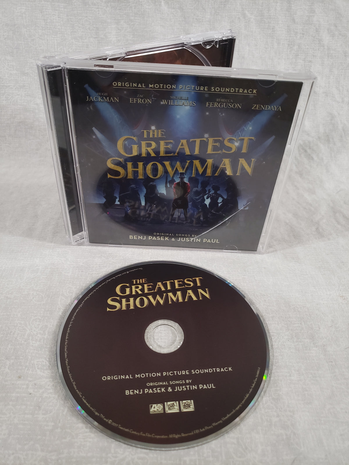 Greatest Showman CD Soundtrack 2017 Musical Album This Is Me Rewrite Stars Atlantic Records Hugh Jackman