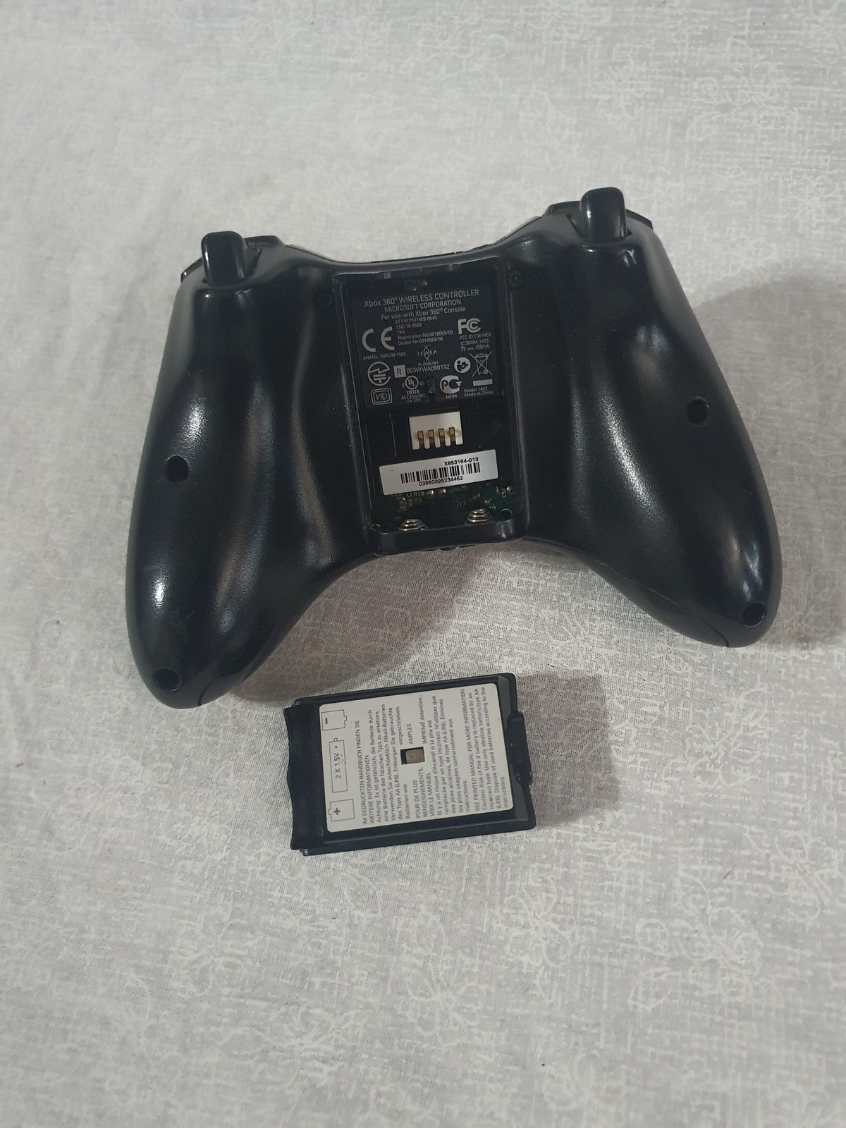 Xbox 360 Black Wireless Controller OEM Official Microsoft Gamepad ABXY Buttons Tested Working No Battery Pack