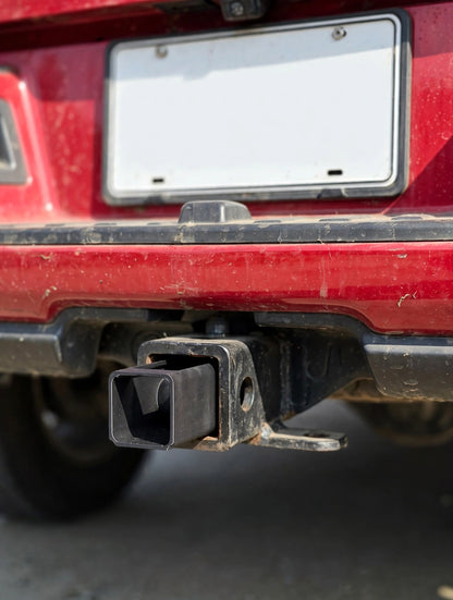 Heavy-Duty 2-Inch Trailer Hitch Vault Hidden Compartment Cover Weatherproof Secure Container Spare Key Cash Card Emergency Accessory Kit Box - Black