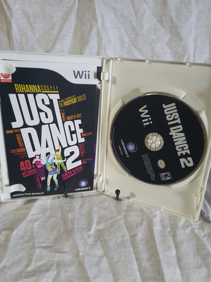 Just Dance 2 (Nintendo Wii, 2010) Complete CIB Near Mint Clean RVL-SD2E-USO-B0