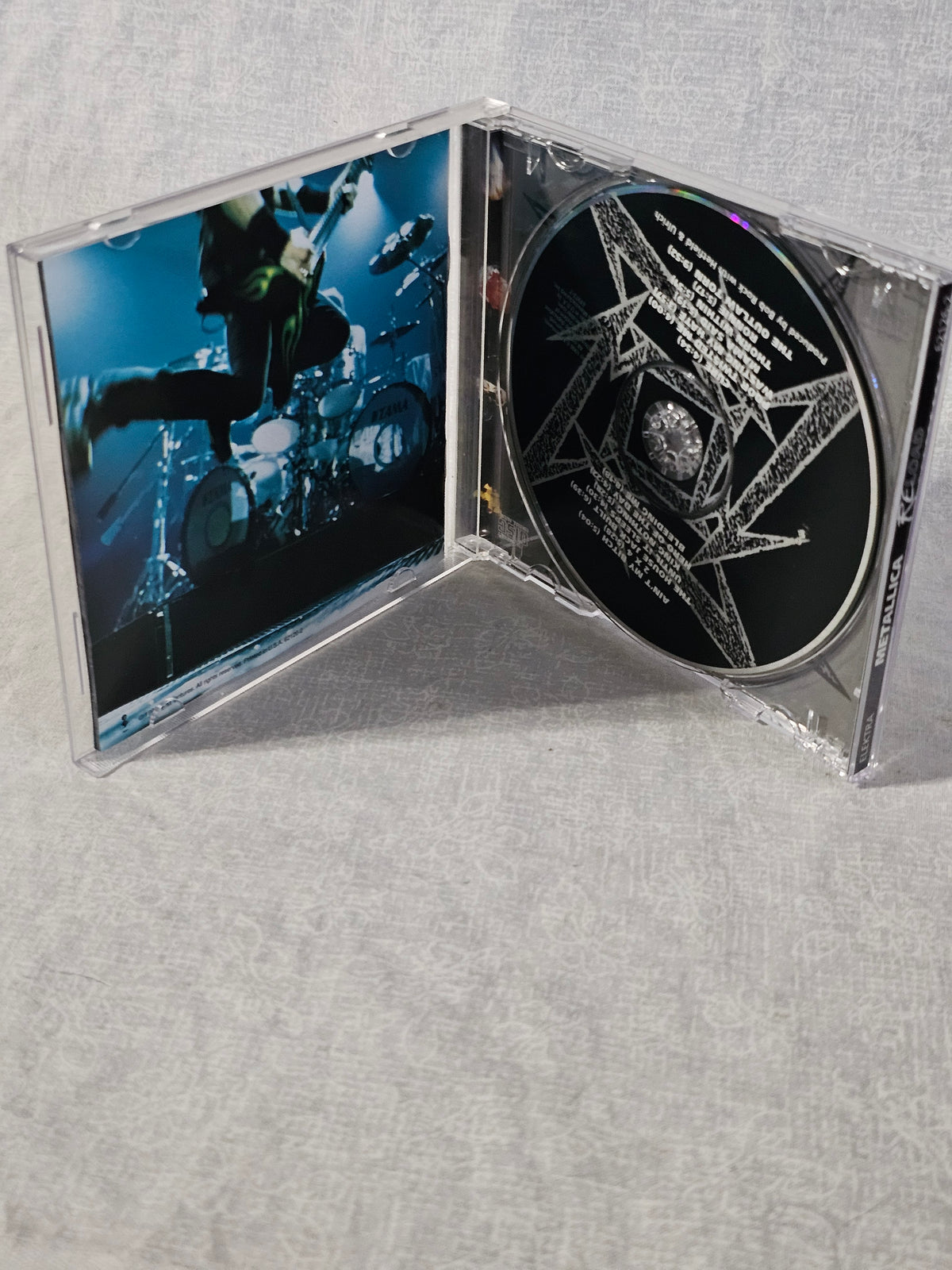 Metallica ReLoad 1st Print CD 1997 Explicit Original Elektra Pressing Heavy Metal Fuel Unforgiven II Memory Remains Collector Edition Album