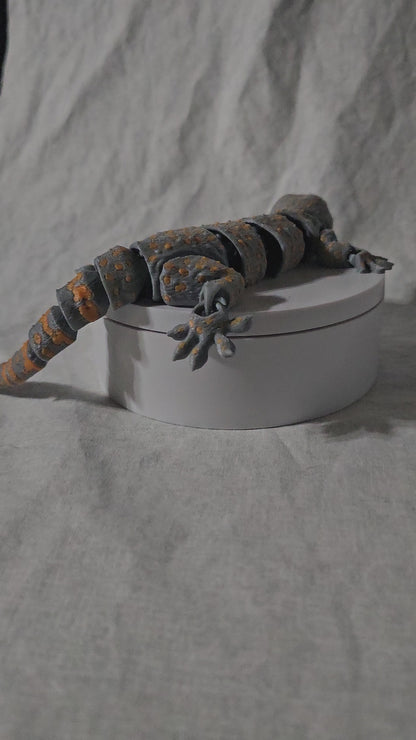 Gecko Fidget Articulated Desk Buddy Home Décor Educational School Handmade New 2 Pack