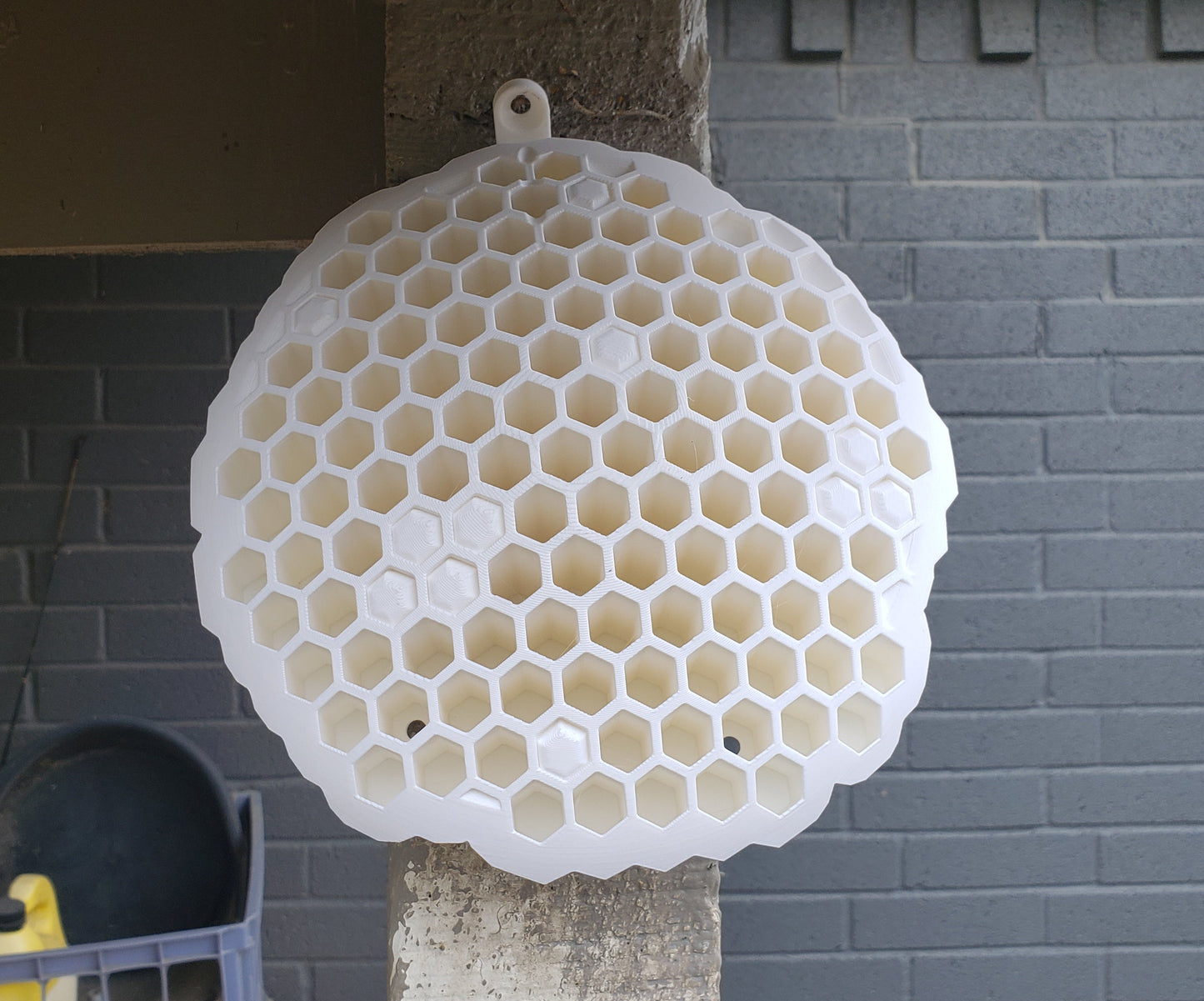 wasp-decoy-nest-chemical-free-large-white